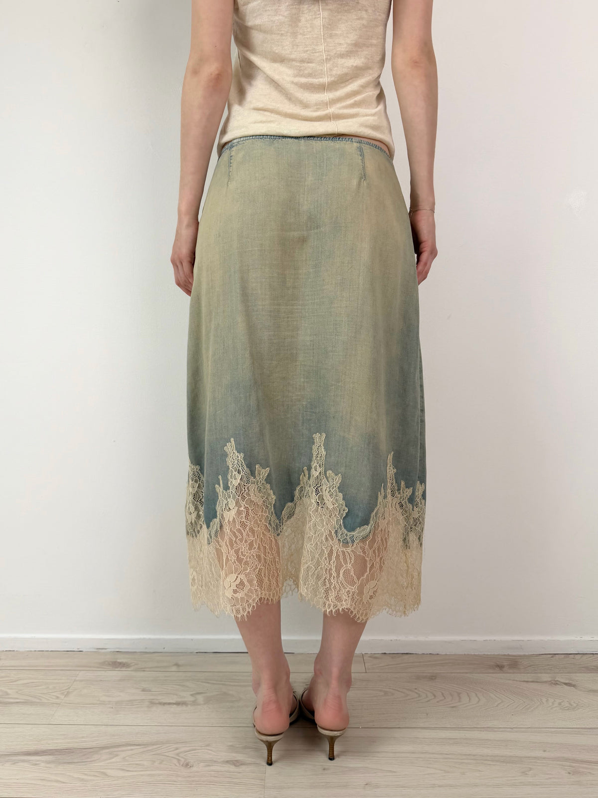 Diesel skirt
