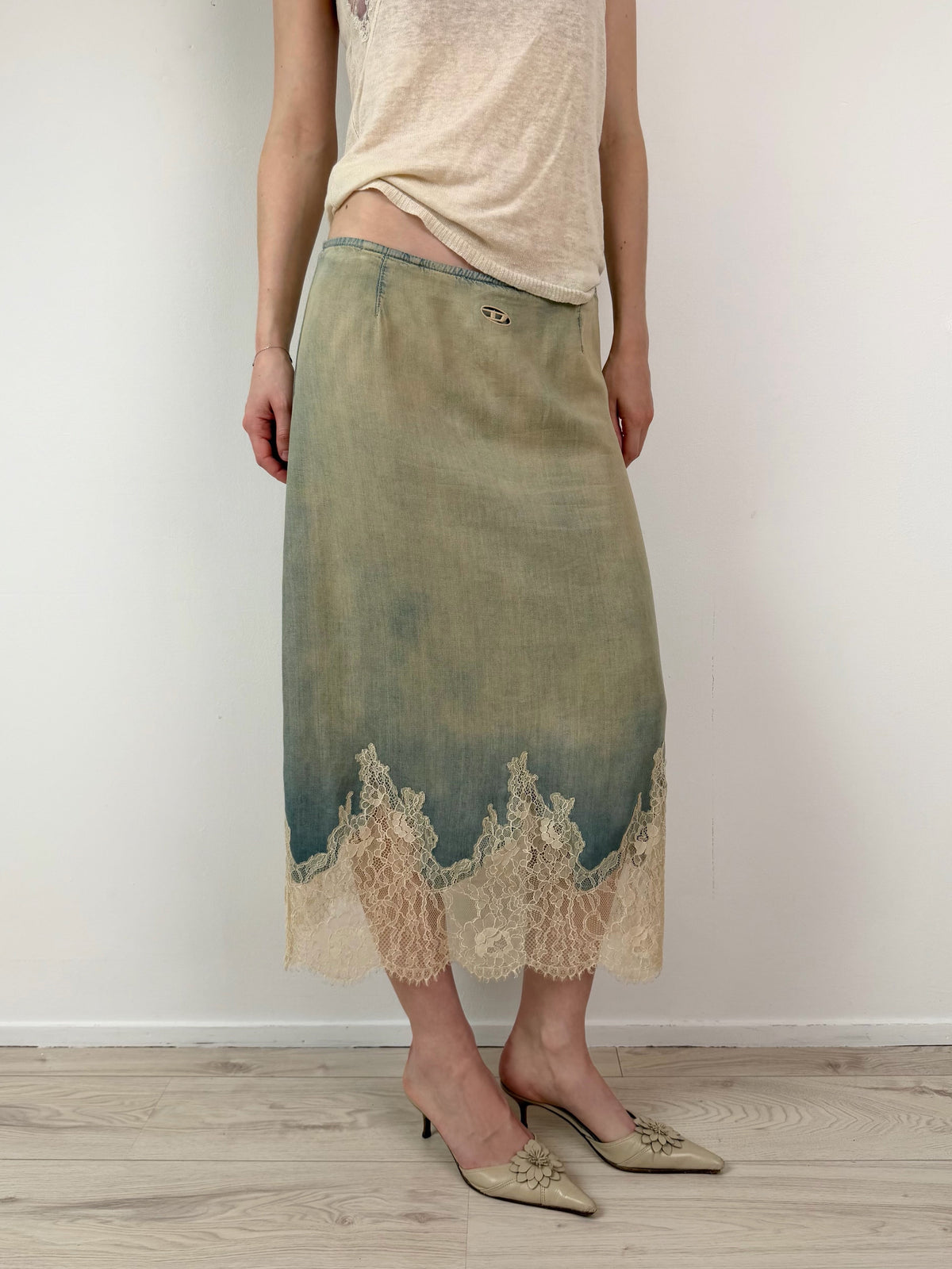 Diesel skirt