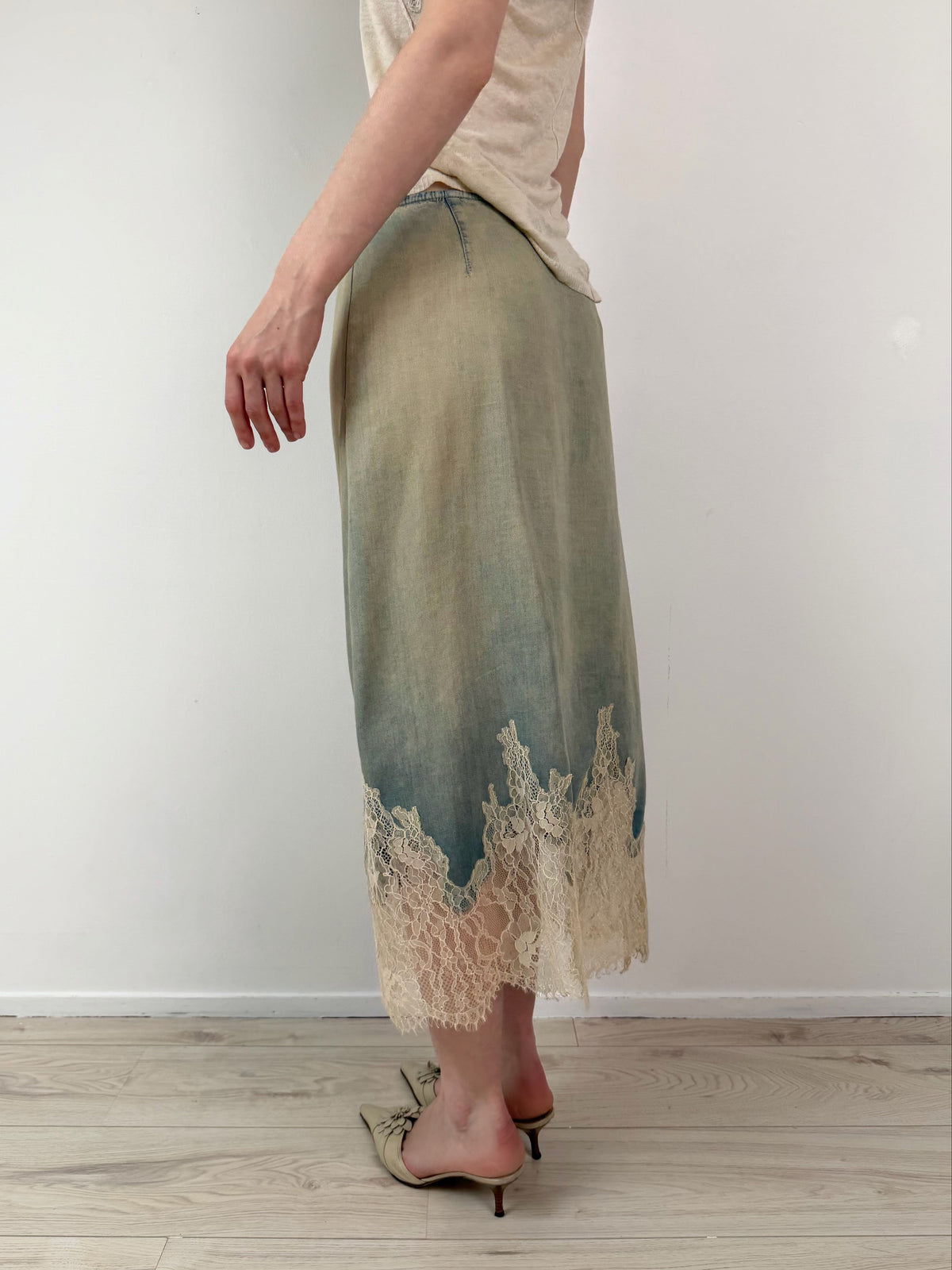 Diesel skirt