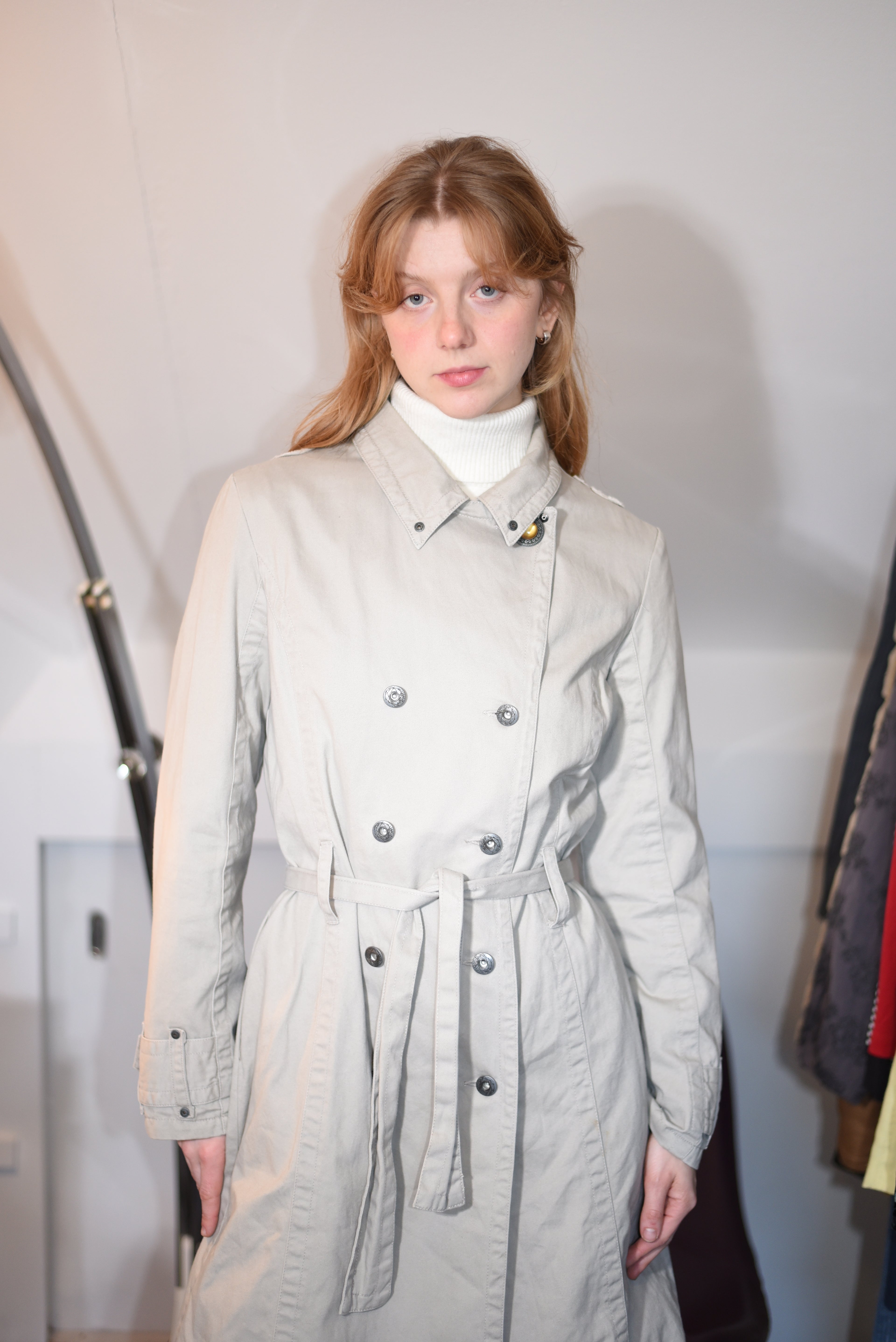Embroidered light-grey trench coat