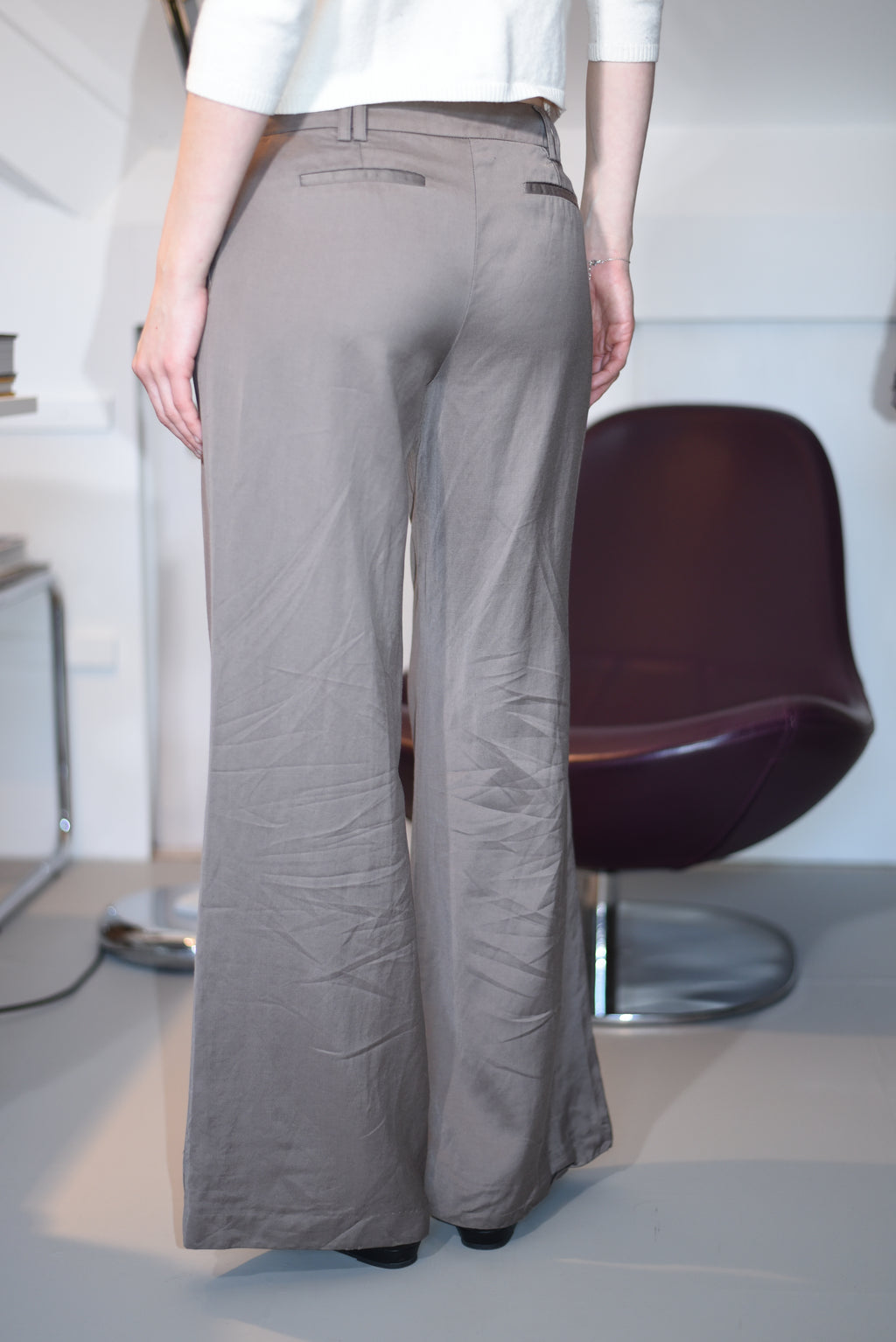 Wide-Leg taupe trousers